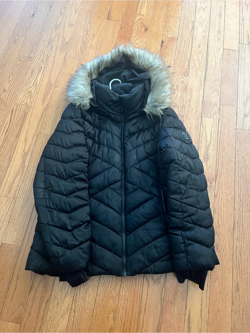 Nautica Black Quilted Puffer Jacket with Faux Fur Trim Hood